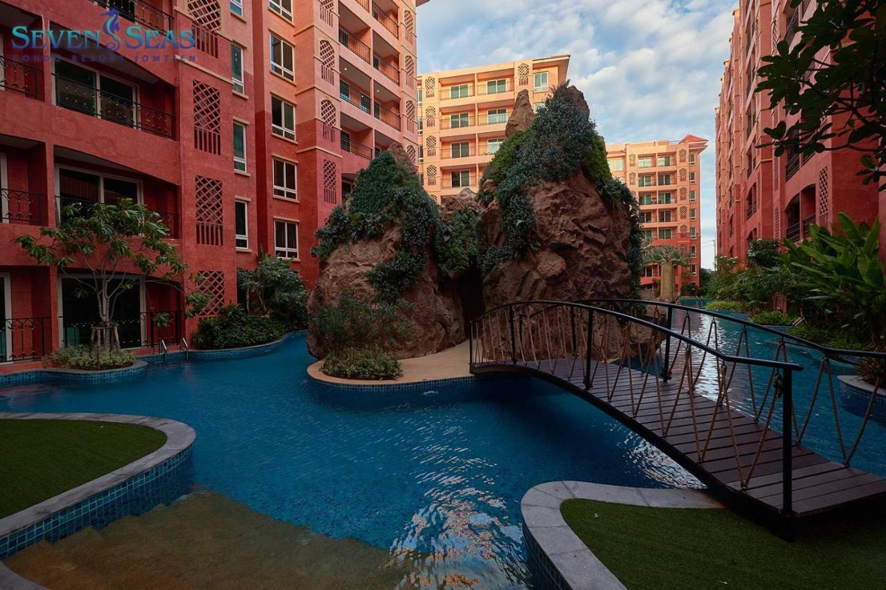 Seven Seas Condo Resort By Jay Jay Джомтиен Бийч Екстериор снимка