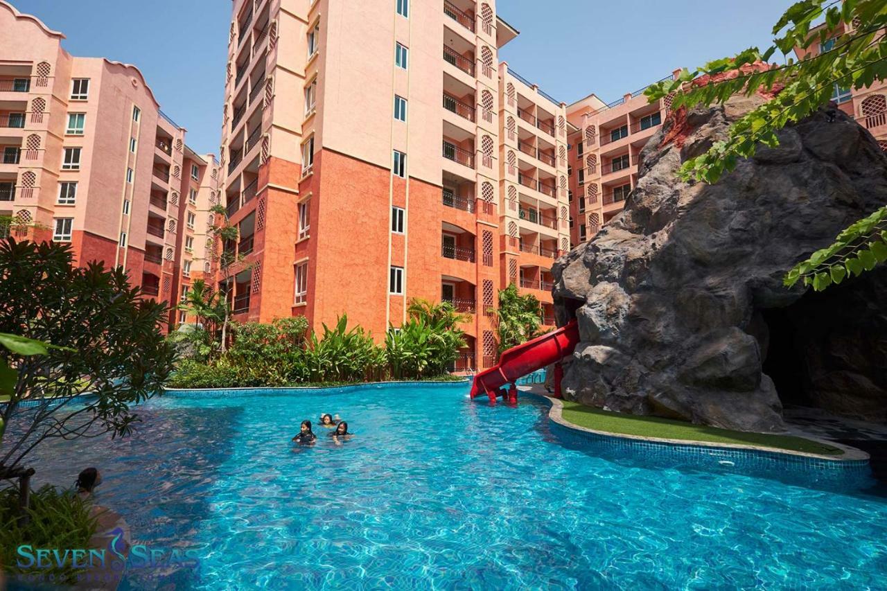 Seven Seas Condo Resort By Jay Jay Джомтиен Бийч Екстериор снимка