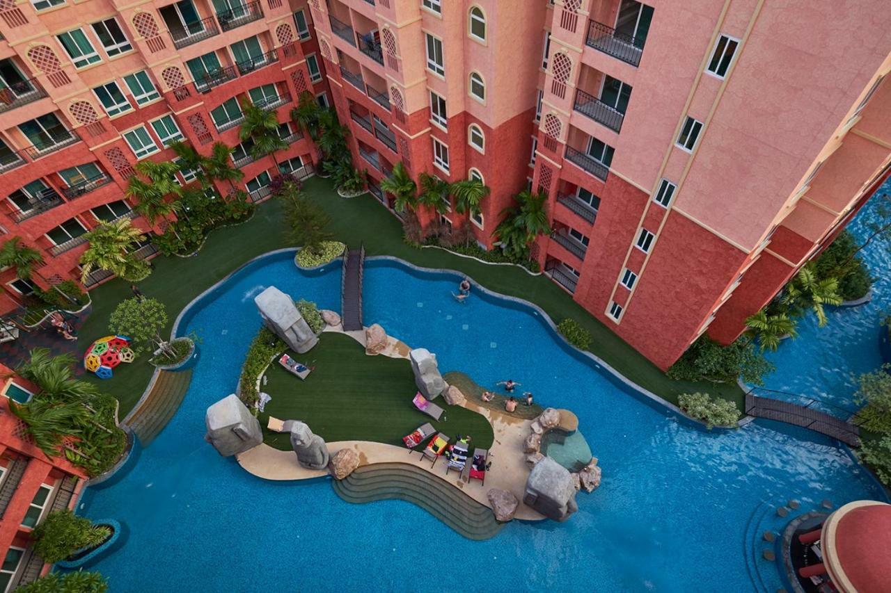 Seven Seas Condo Resort By Jay Jay Джомтиен Бийч Екстериор снимка