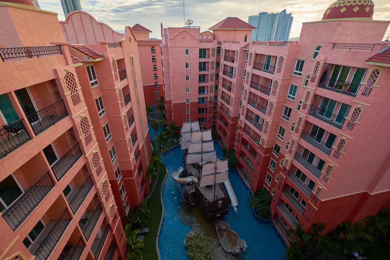 Seven Seas Condo Resort By Jay Jay Джомтиен Бийч Екстериор снимка