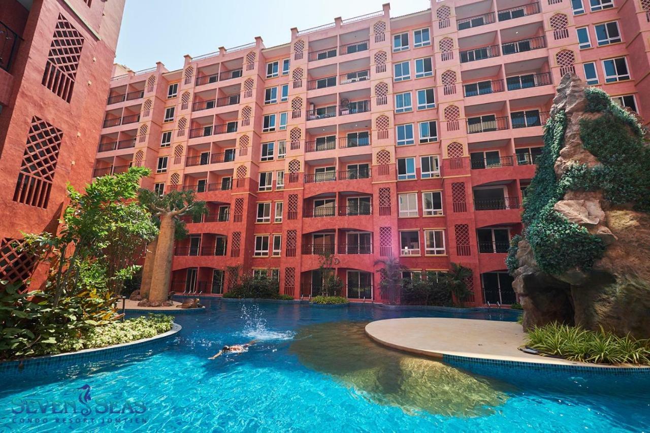 Seven Seas Condo Resort By Jay Jay Джомтиен Бийч Екстериор снимка
