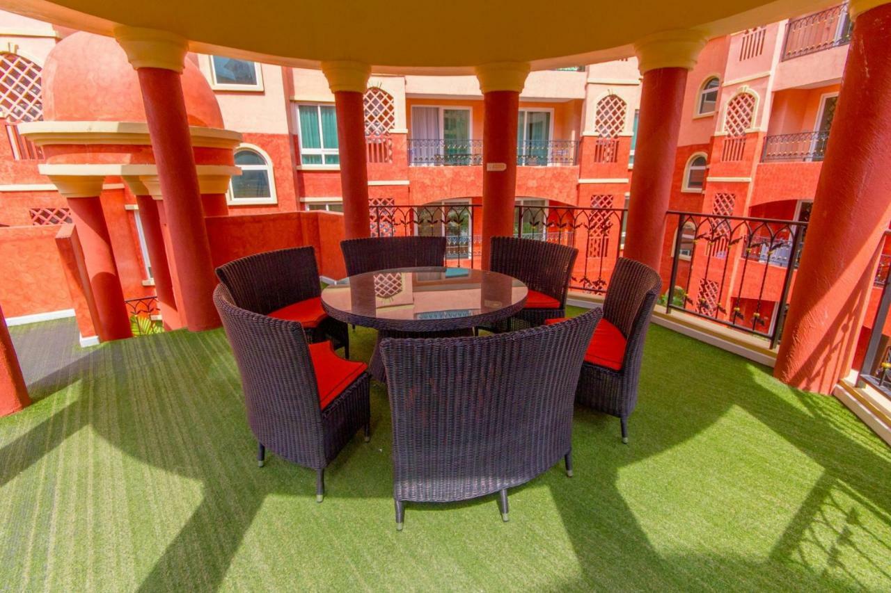Seven Seas Condo Resort By Jay Jay Джомтиен Бийч Екстериор снимка